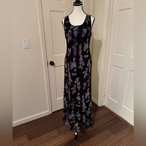 3 for $12 Vintage 90s/2000s maxi dress